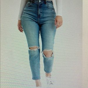 American eagle cury mom jeans 4 x-short worn once